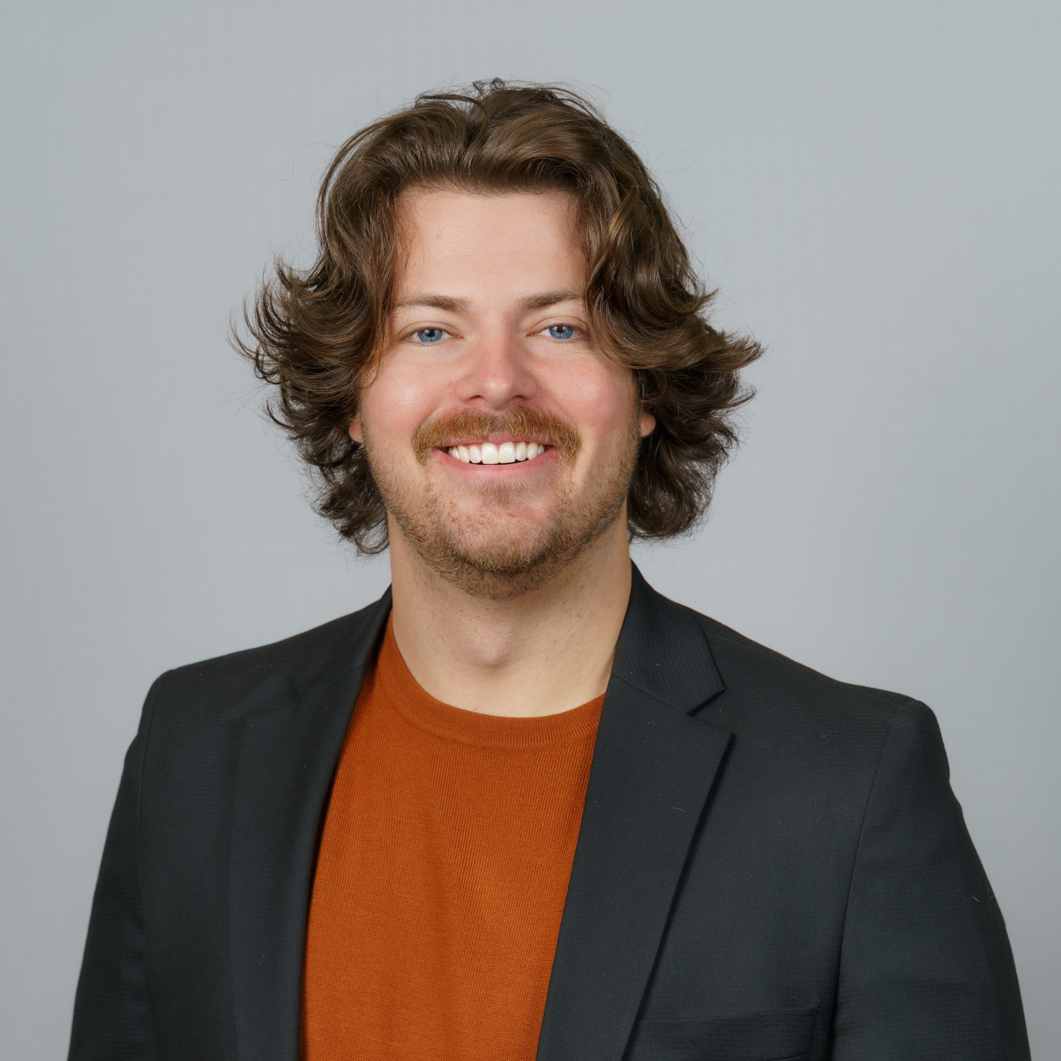 Anthony Gray Headshot
